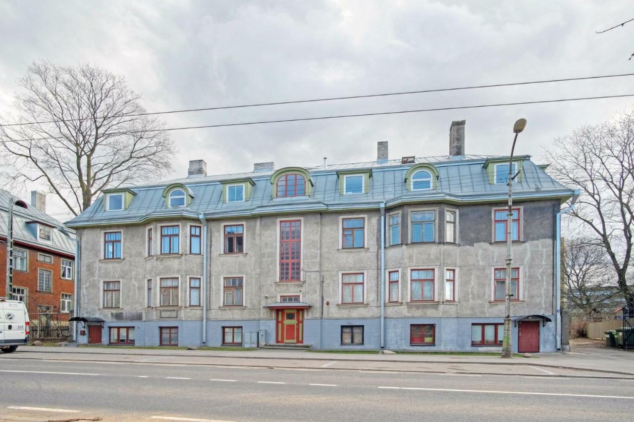 Studio On Tehnika 19 Tallinn Bagian luar foto